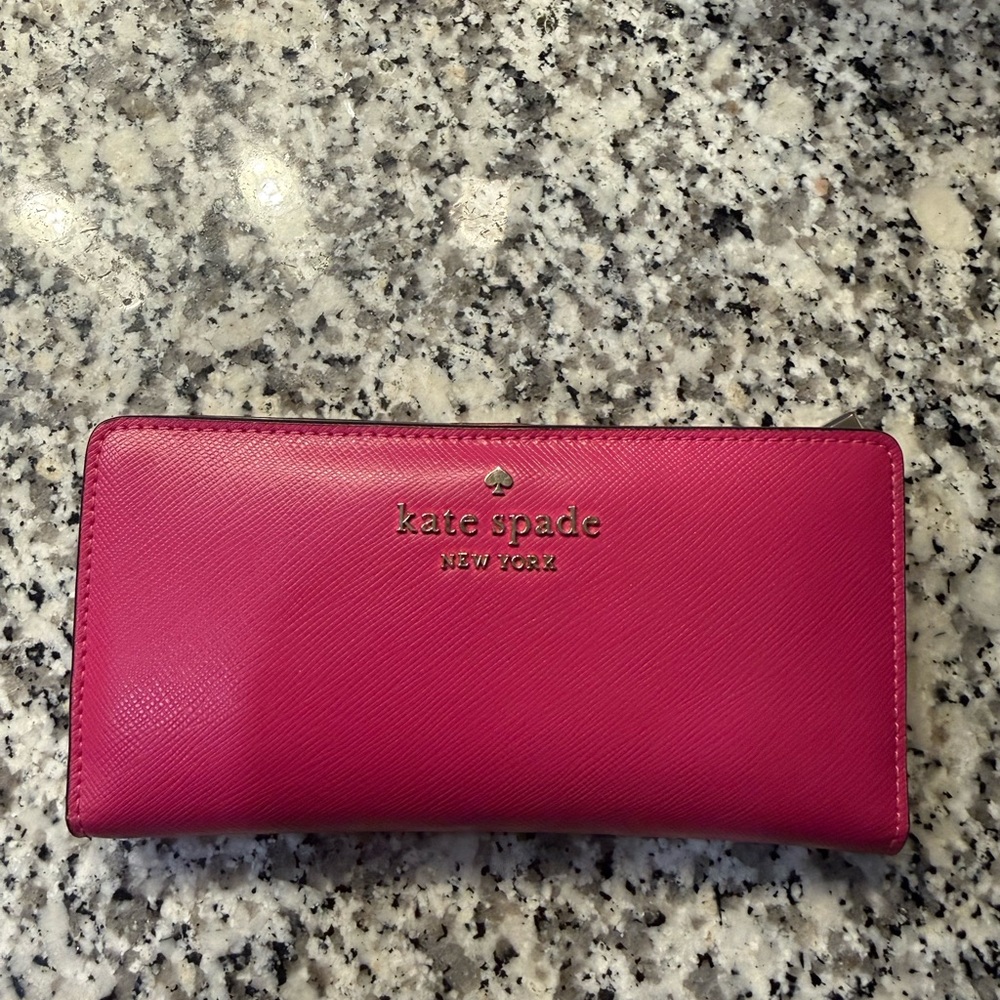 Kate Spade Fuchsia Wallet